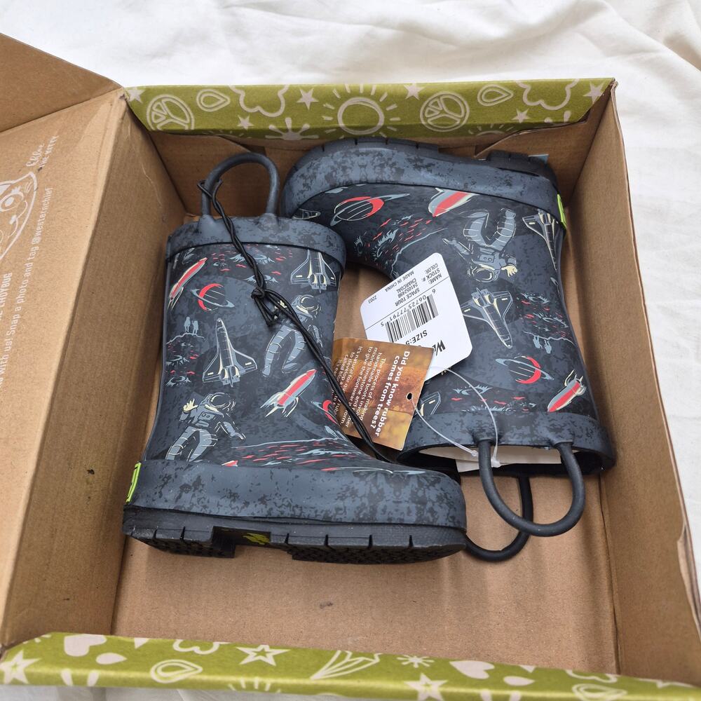 BRAND NEW Western Chief Space Tour rain waterproof boots little boy's size 5